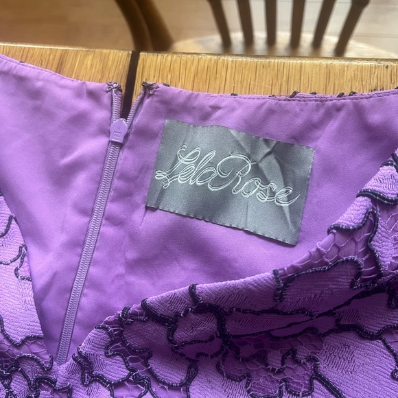 Lela Rose Women's Corded Lace Flounce Sleeve Dress Size 12 Lavender - Picture 8 of 14